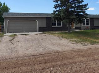 611 Gopp Ct, Cheyenne, WY 82007