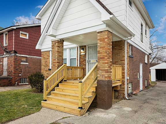 2nd image of 15370 Lesure St