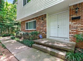 7158 Stonington Dr, Sandy Springs, GA 30328