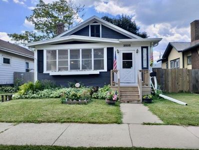 3505 Wright AVENUE, Racine, WI, 53405