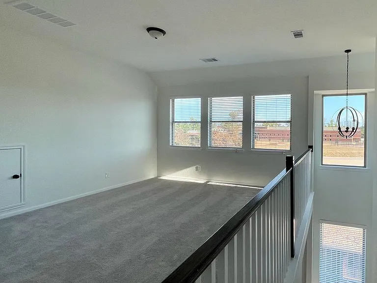 639 Silver Pear Ct — Photo 19