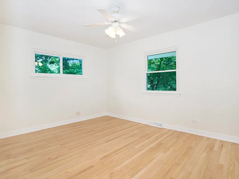 48 Oakwood Dr — Photo 11