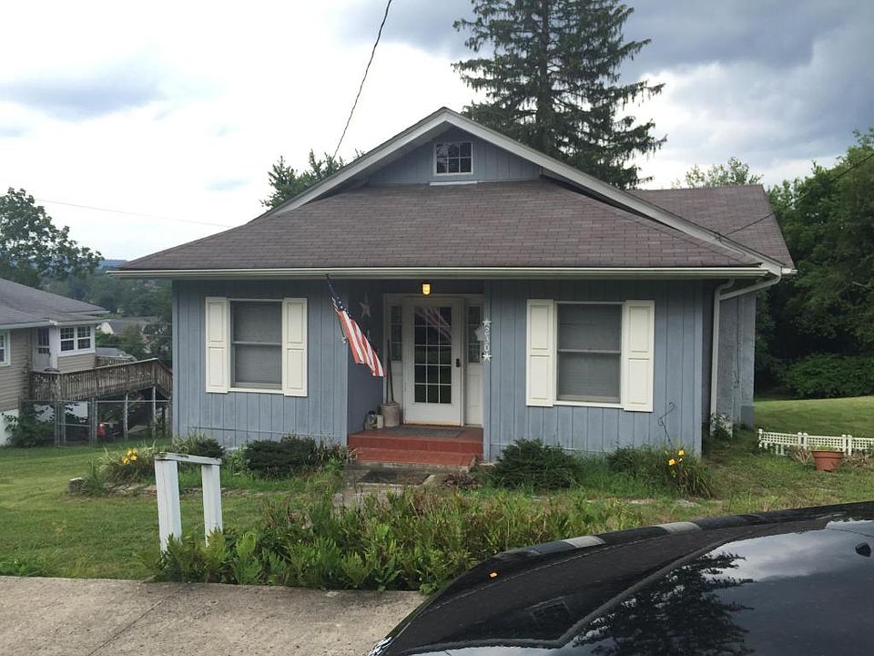 1st image of 230 Highland Ave