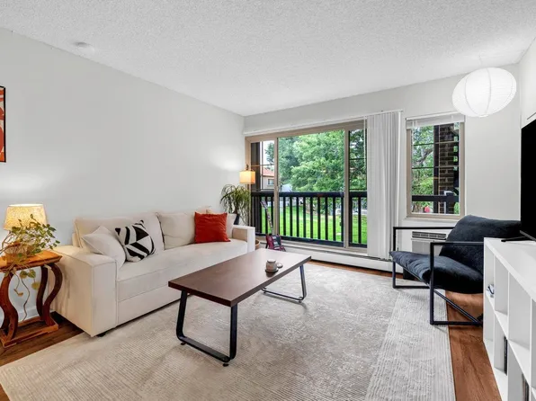 850 W Moorhead Cir #2F, Boulder, CO 80305