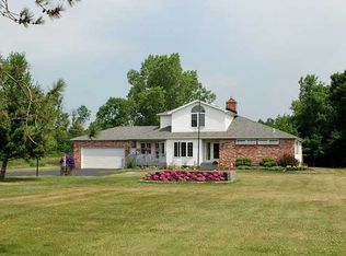 11610 Meahl Rd, Akron, NY 14001