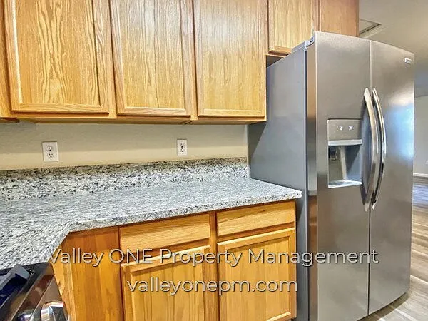 1180 E Monte Vista Ave — Photo 22