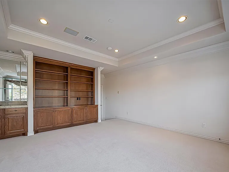 14010 Barnhart Blvd — Photo 45