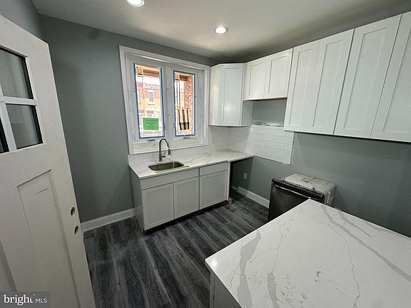 3rd image of 2420 N 33rd St