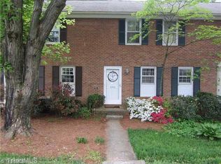 4050 Huntingreen Ln APT B, Winston Salem, NC 27106