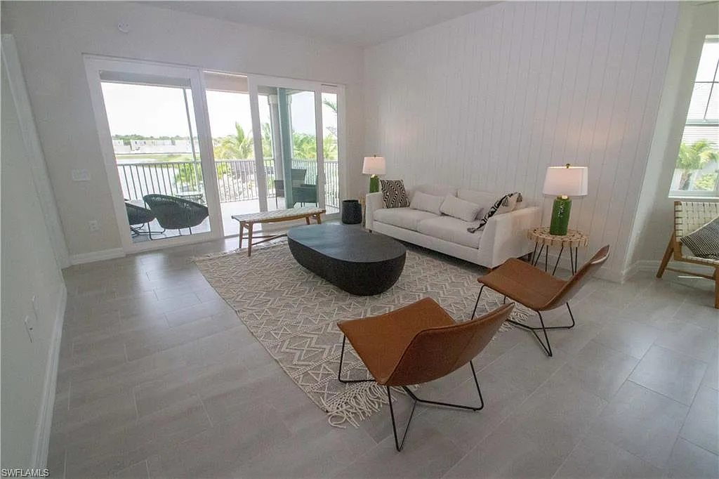 3 bed, 2.0 bath, 1698 sqft, $7,500 — Photo 4