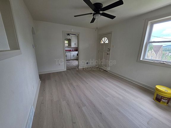 3rd image of 517 Hornor Ave