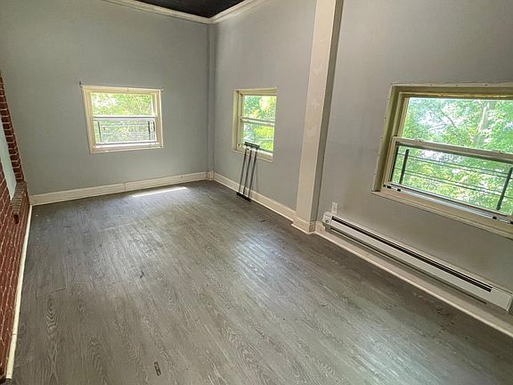 2nd image of 86 Glenwood Ave #1