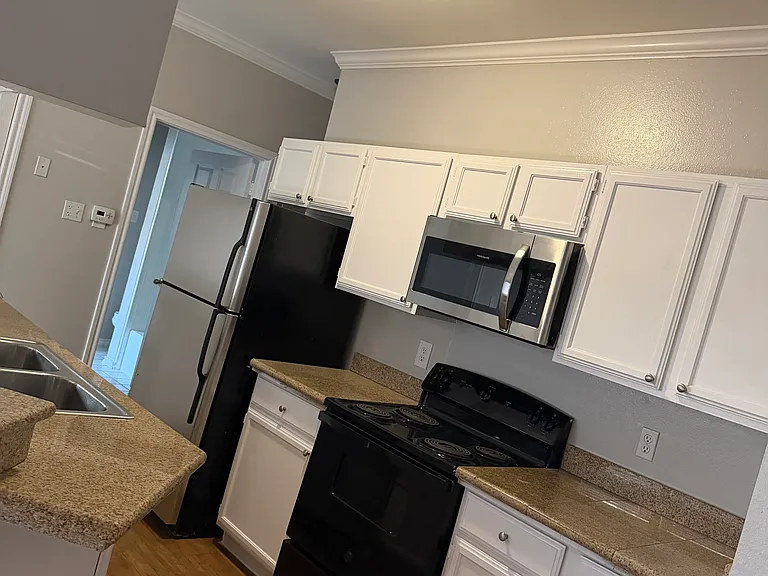 6804 N Capital Of Texas Hwy #614 — Photo 9