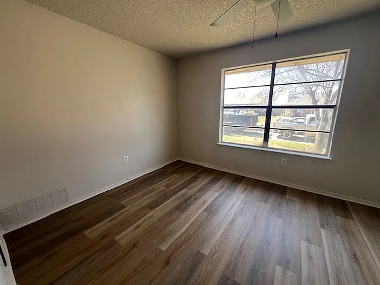 1625 Covey Ln — Photo 11