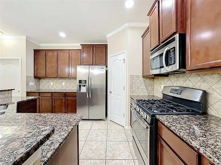 7434 Surrey Pines Dr — Photo 15