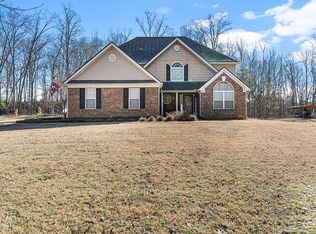 1978 Standing Rock Rd, Senoia, GA 30276