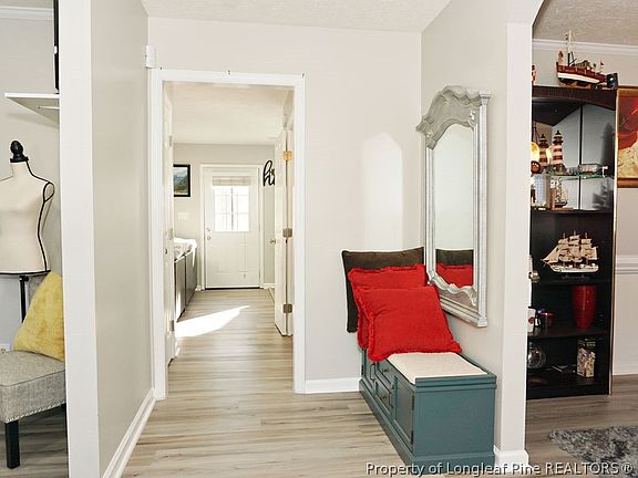 5th image of 8363 King Rd