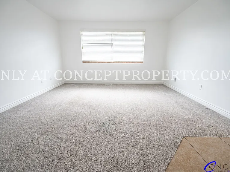 466 E Woodland Ave — Photo 55