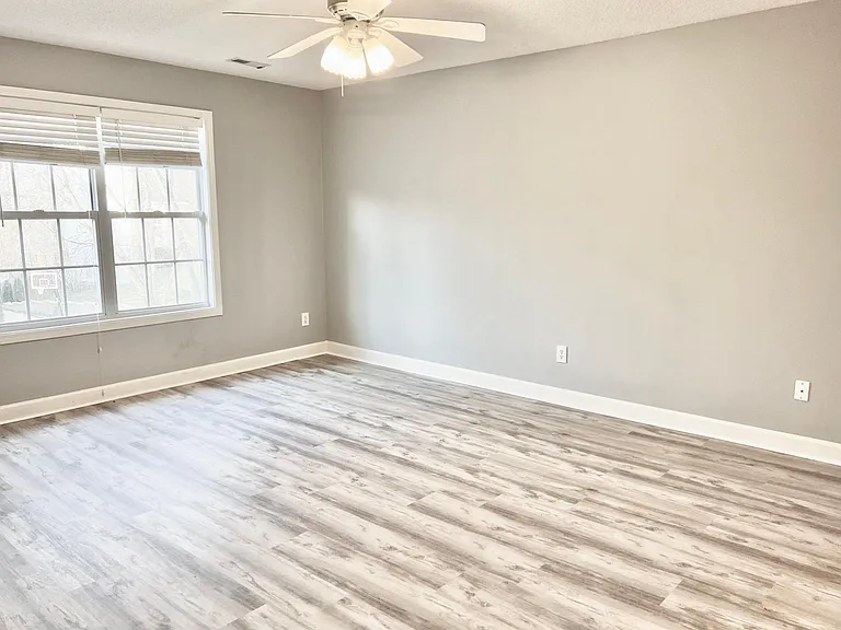 3243 Cheswick Dr — Photo 12