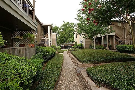 5th image of 1880 White Oak Dr. #153