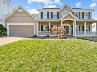 2162 Avalon Ridge Cir, Fenton, MO 63026