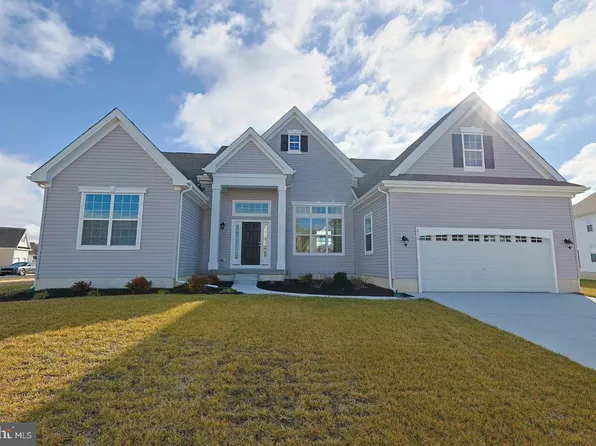 910 Weatherstone Ln, Felton, DE 19943