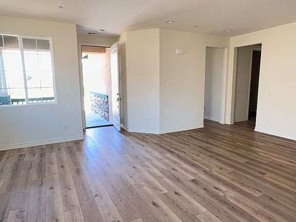 4th image of 11592 Beachcomber Ln
