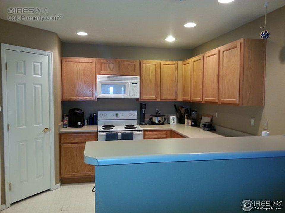 1st image of 1703 Whitehall Dr #8I