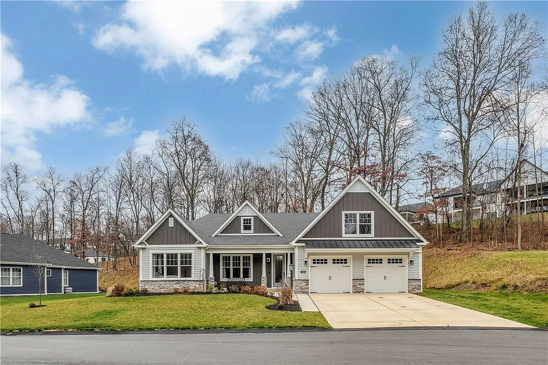 1316 Valley Ct photo 1