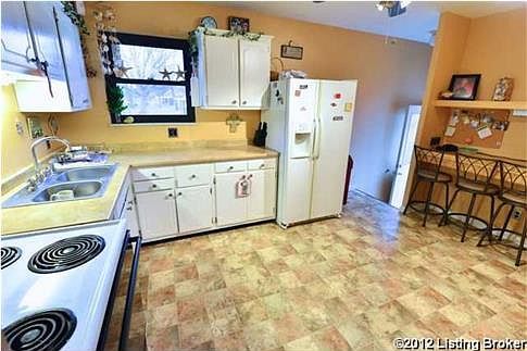 5th image of 7704 Bramble Ln