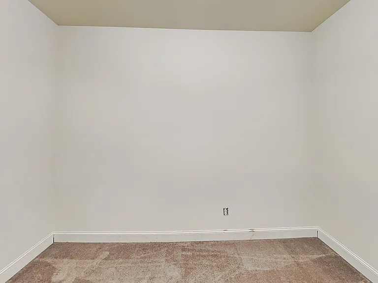 85 Lotus Ln — Photo 15