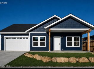 80 E Beardmore Ave, Priest River, ID 83856
