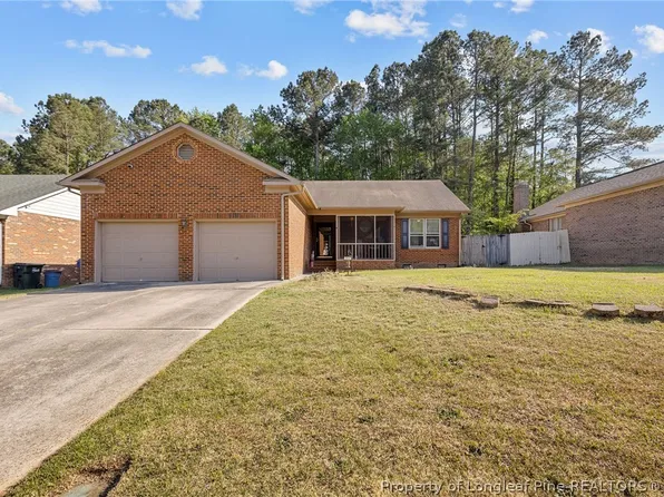 217 Fair Oaks Dr, Fayetteville, NC 28311