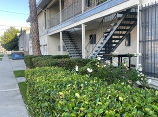 12600 Fonthill Ave APT B, Hawthorne, CA 90250