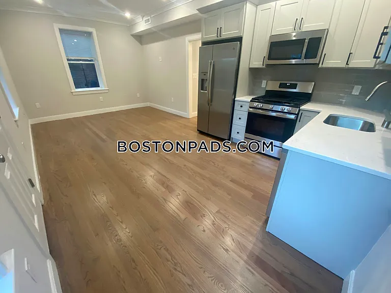 191 Porter St #3 — Photo 4