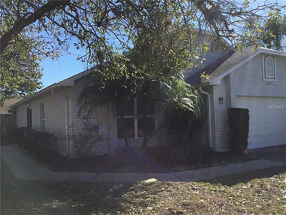 3rd image of 333 Lakebreeze Cir