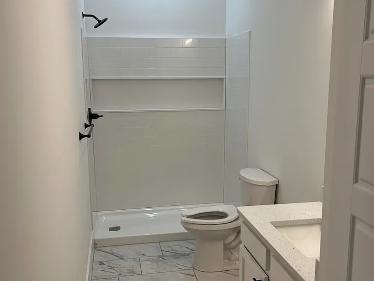 145 E Main St #151-200 — Photo 1