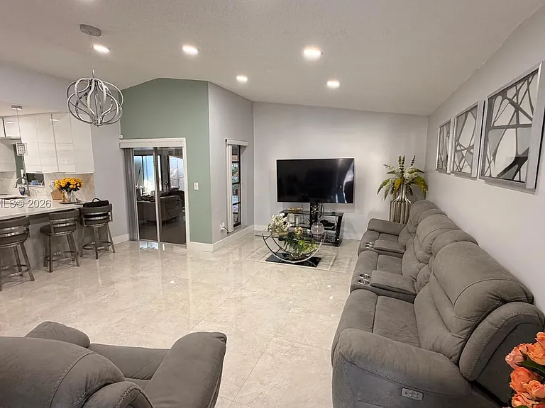 15363 SW 77th Ln #15363 — Photo 5