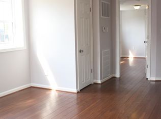 1113 R St NW APT A, Washington, DC 20009