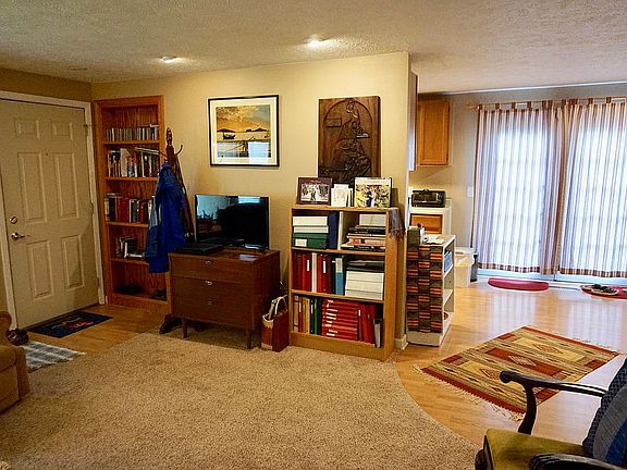Living Room - toward kitchen