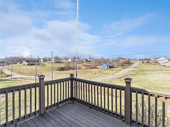 5th image of 1427 Westview Dr