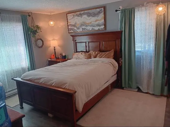 1427 Shakopee Ave E APT 2, Shakopee, MN 55379