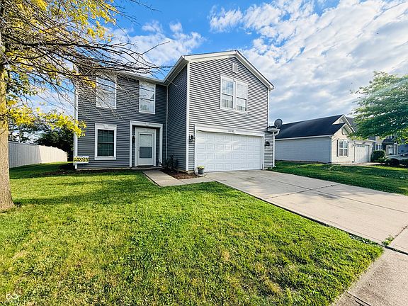 3rd image of 10879 Parker Dr