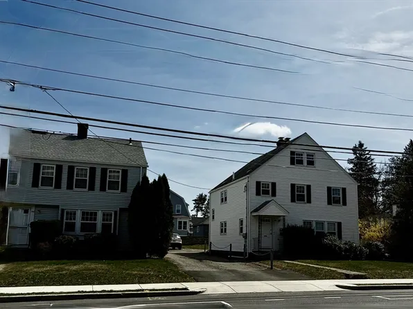 521-523 Burncoat St, Worcester, MA 01606