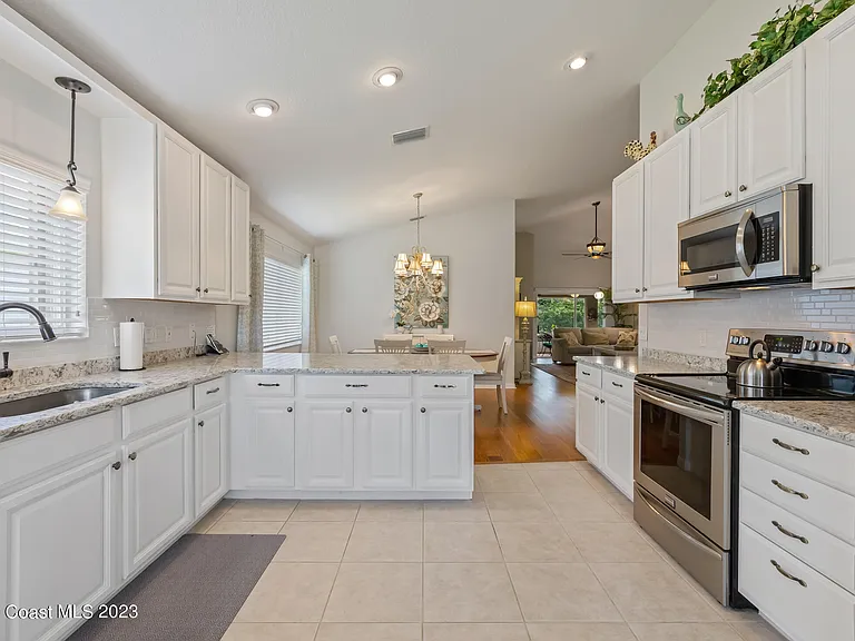 7163 Egbert St — Photo 11