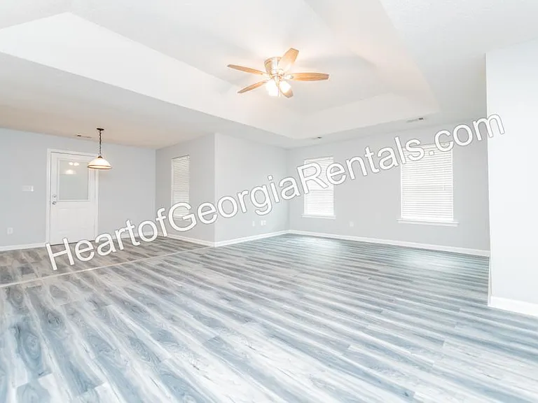1210 Johnson Rd — Photo 12
