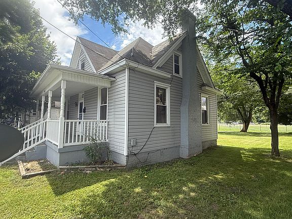 2nd image of 608 W Main St