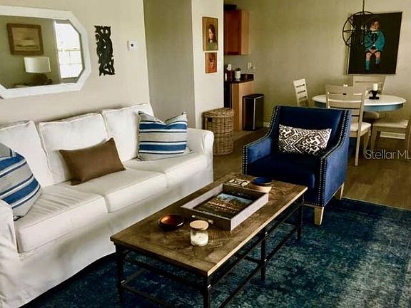 Home For Sale In Coquina Key