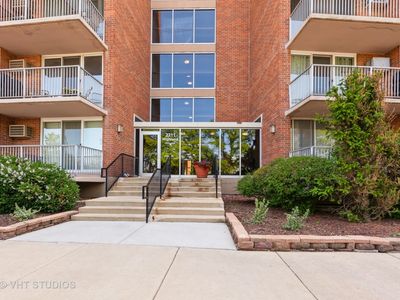 2211 S Highland Ave APT 4B, Lombard, IL, 60148