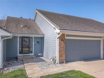 264 NE Edgewater Dr, Lees Summit, MO, 64064